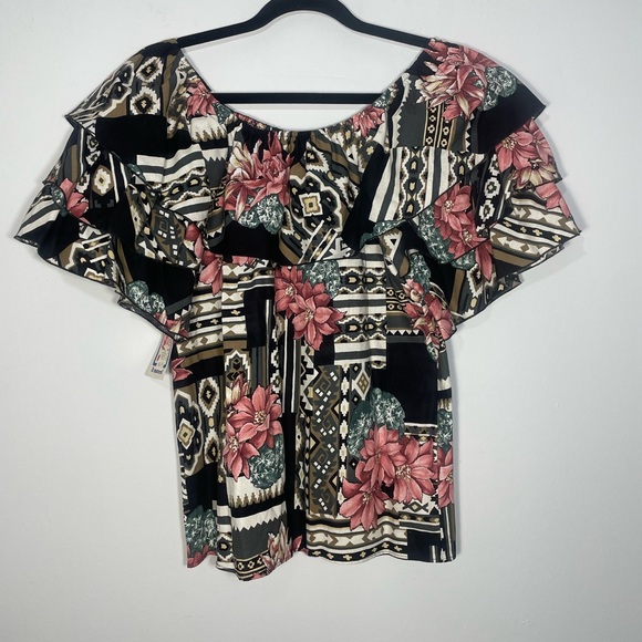 Back at the ranch printed off shoulder blouse - Picture 8 of 10